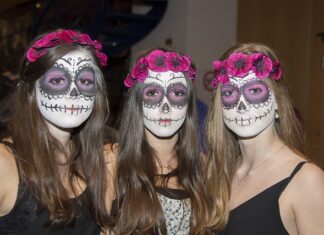 Czy przebierać dziecko kiedy śpi? Czy przebierać dziecko kiedy śpi?